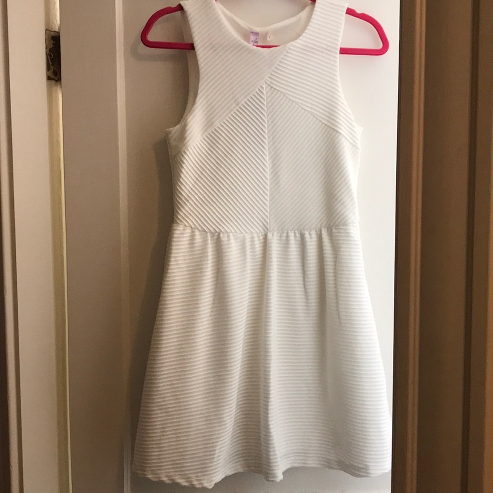BNWT Piped White mini dress, Sz S